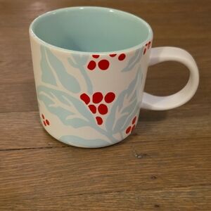 Starbucks 2018 Christmas Holly Berry Mug. 12oz